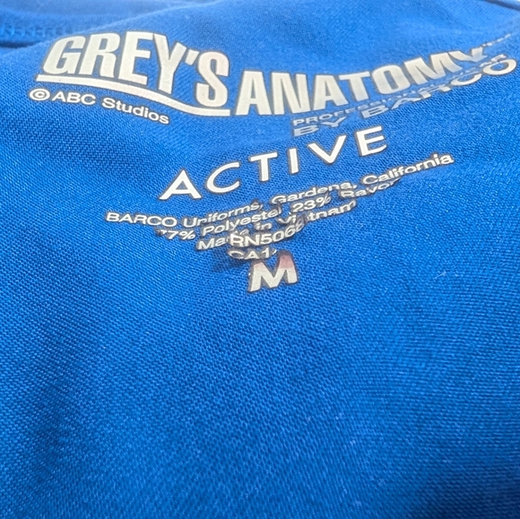 Greys Anatomy Active Scrub Top Sz. M - Picture 5 of 5